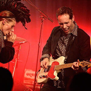 SARAH OLIVIER & BAND