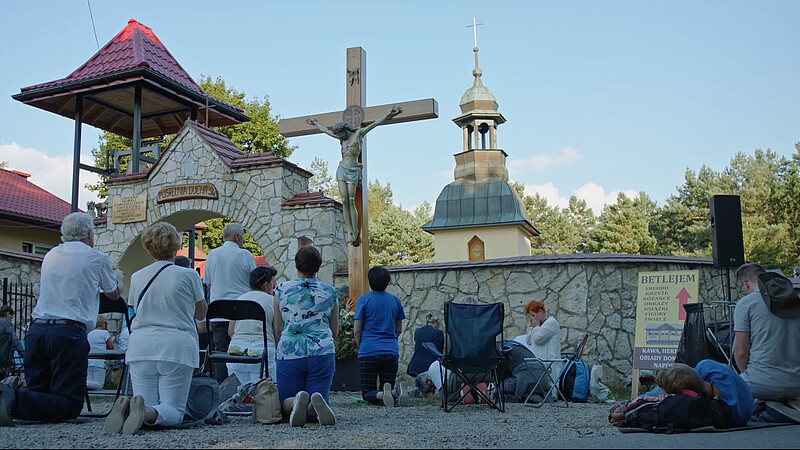 Bóg i wojownicy lunaparków / Gott und die Lunapark-Kämpfer / God and lunaparks´warriors